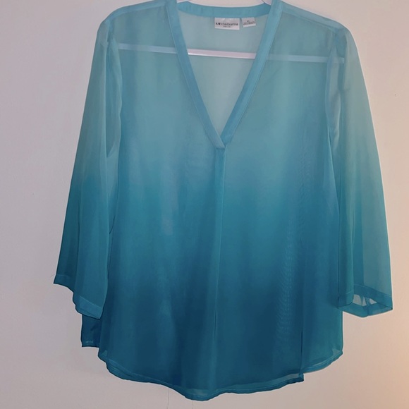 Teal ombré sheer blouse- beautiful!! EUC!! $24! - Picture 1 of 7